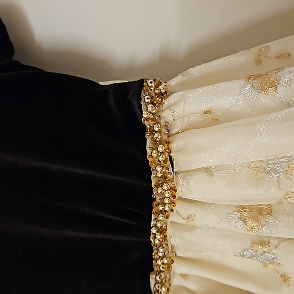 2 pc. American Girls matching dress for child and doll EUC - Picture 7 of 15